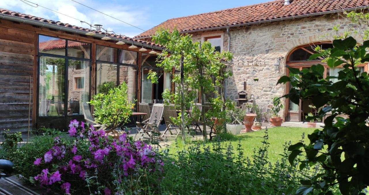 La Pierre Folle Chambres D'Hotes Cluny Exterior photo