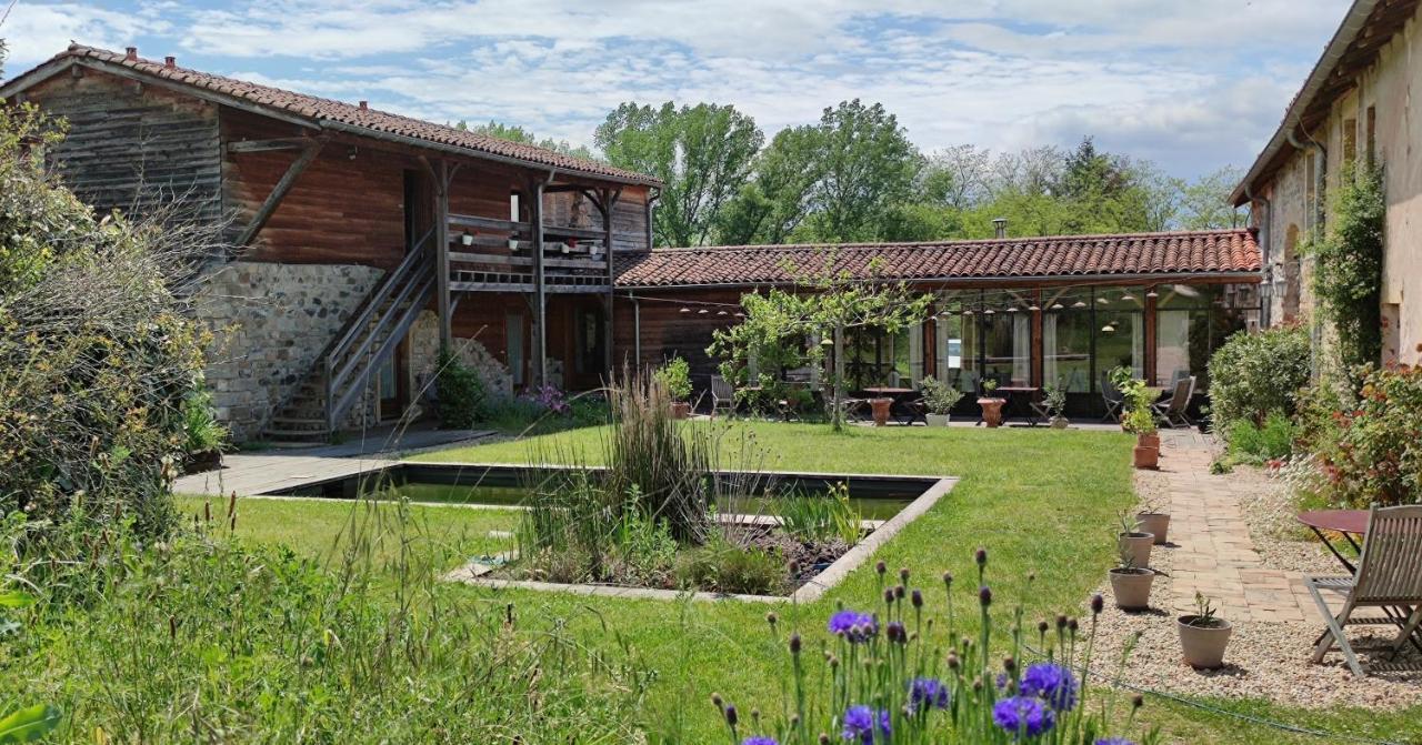 La Pierre Folle Chambres D'Hotes Cluny Exterior photo