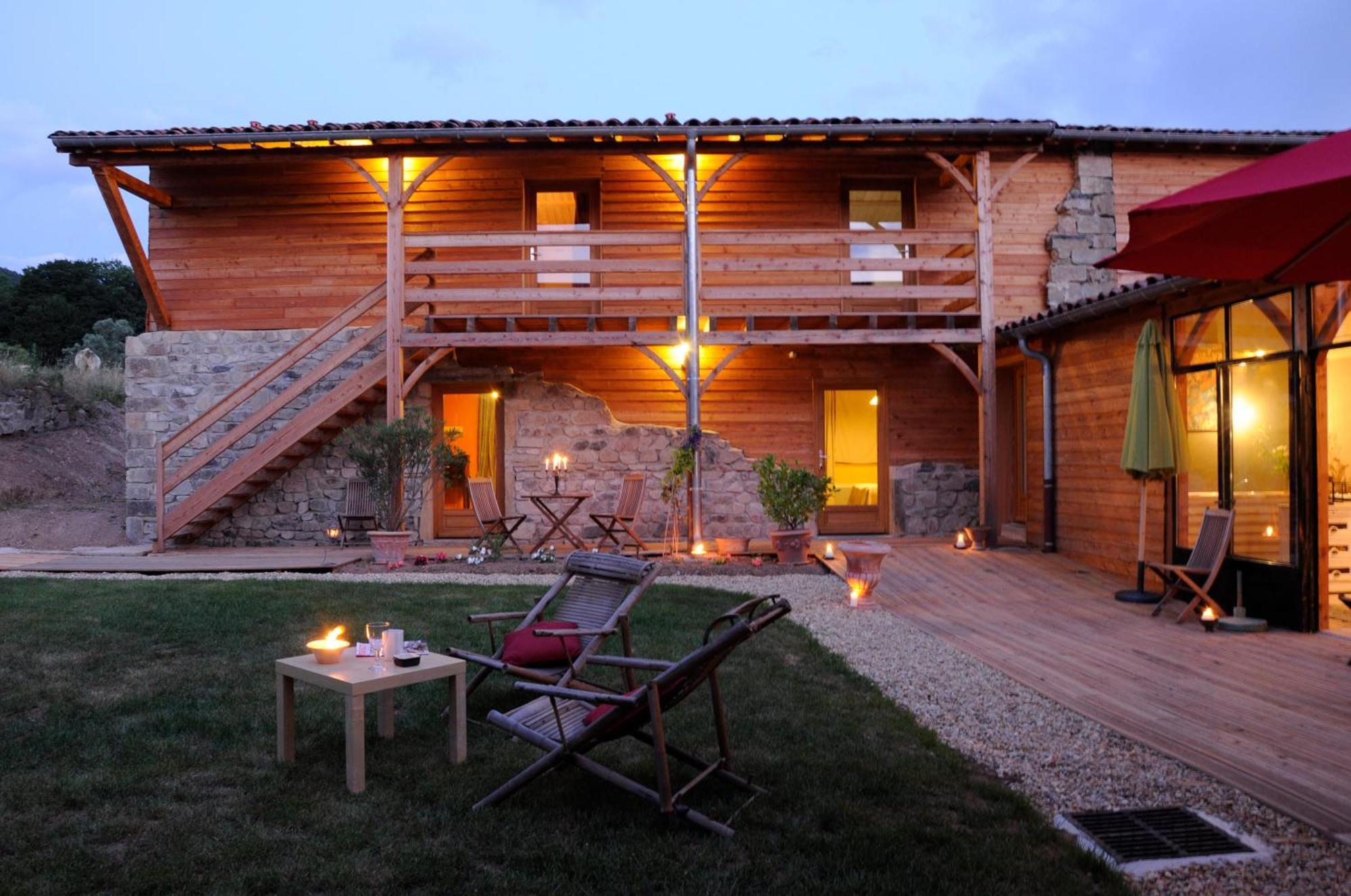 La Pierre Folle Chambres D'Hotes Cluny Exterior photo